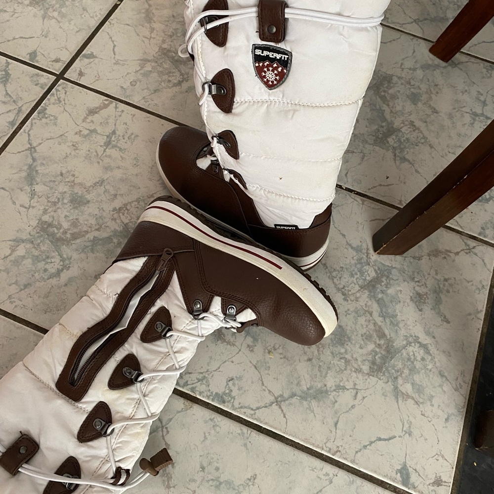 Superfit White and Brown Winter Boots